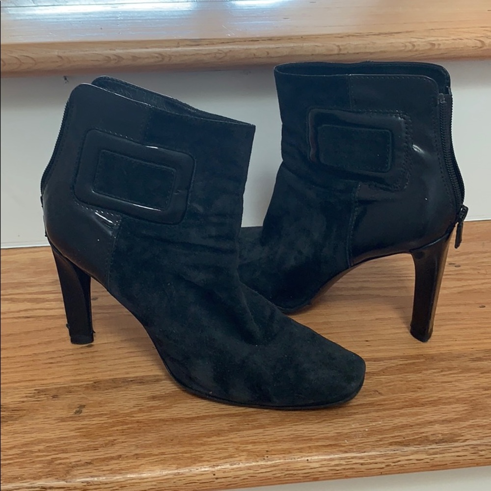 Roger vivier navy suede booties 38.5!